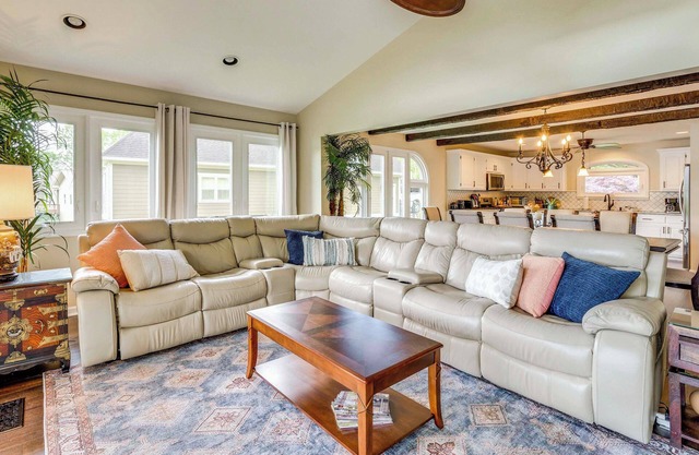 Fireside Nights, Winter Lake View! Hayesville Home