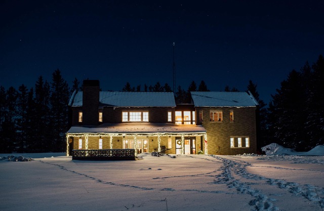 FireSong-A stunning family friendly home