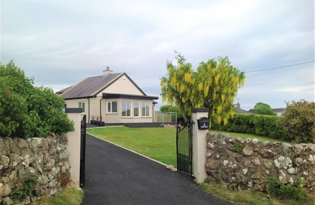 Firpoint - a cottage that sleeps 6 guests in 3 bedrooms