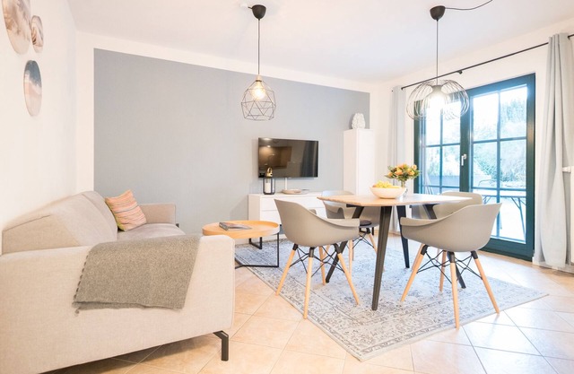 First floor apartment Lee West 2.2