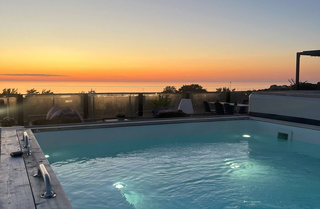 First Hotel Kokoloko