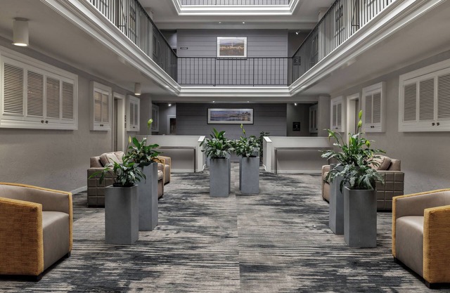 Fisherman's Bay: 1BR w/Free WiFi, Near Hyde Park Cable Car Service, Attractions!