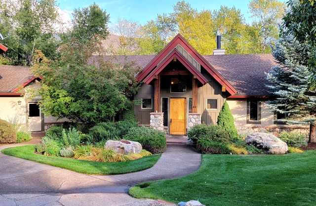 Fisherman's Paradise on Eagle River - 10 minutes from Vail/Eagle Airport