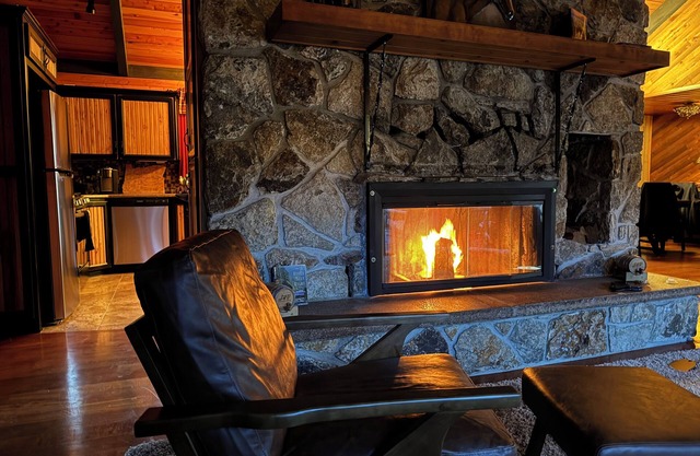 Fisherman’s paradise in wine country. www.umpquariverlodge.com