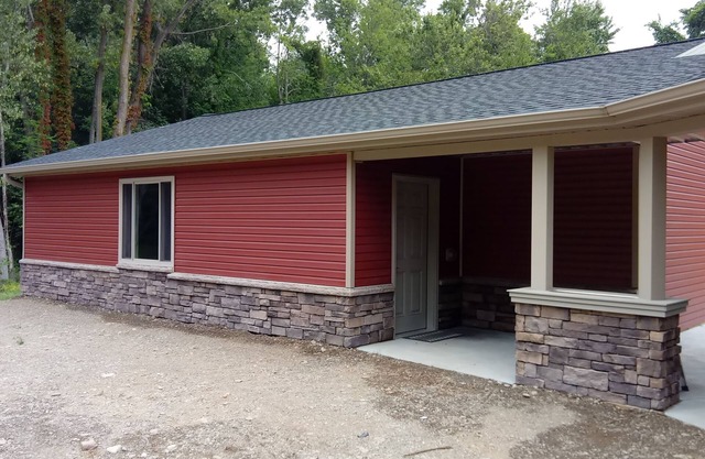 Fishermen/Outdoorsmen - Cabin near Elk Creek/Lake Erie PA, sleeps 6.