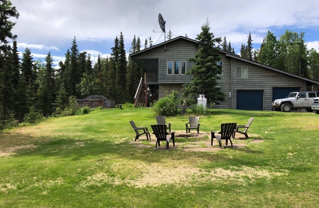 Fishing Lodge on Alaska Salmon Stream