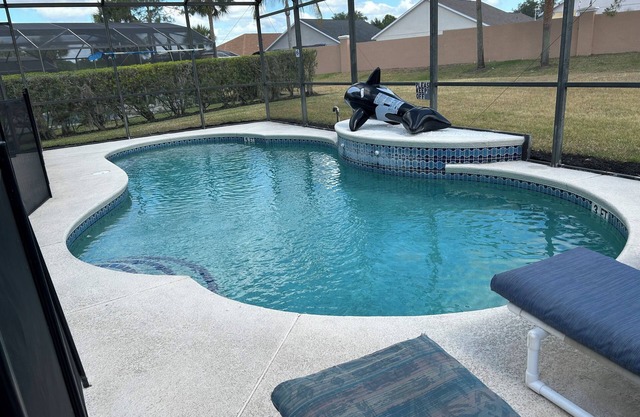 Five bedroom Tupelo villa with pool