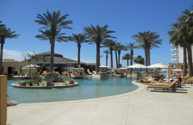 Fixed location Amazing Oceanfront Condo for Spring Break April 1 to April 8 2023