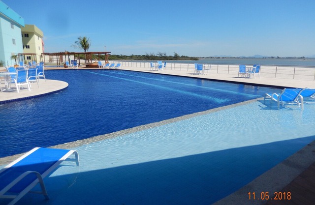 Flat between sea and lagoon