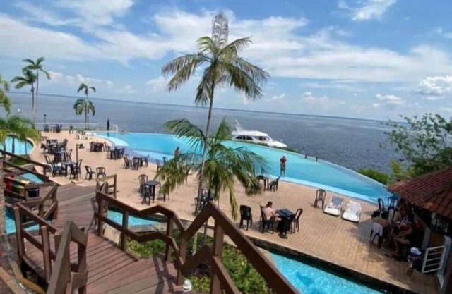 Flat confortável no Tropical Executive