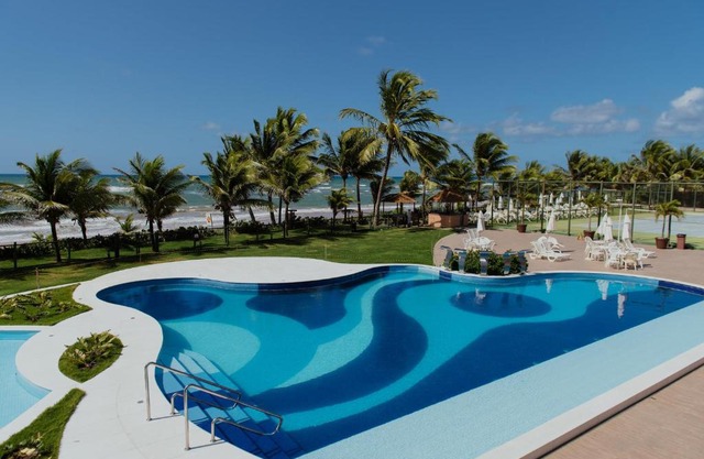 Flat Guarajuba Beira da Praia pé na areia