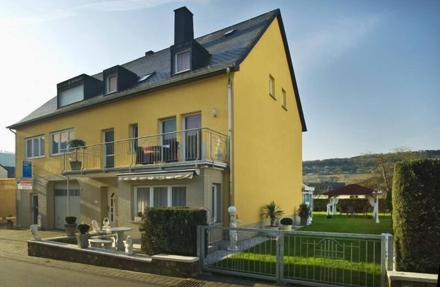 Flat in Trittenheim with large garden