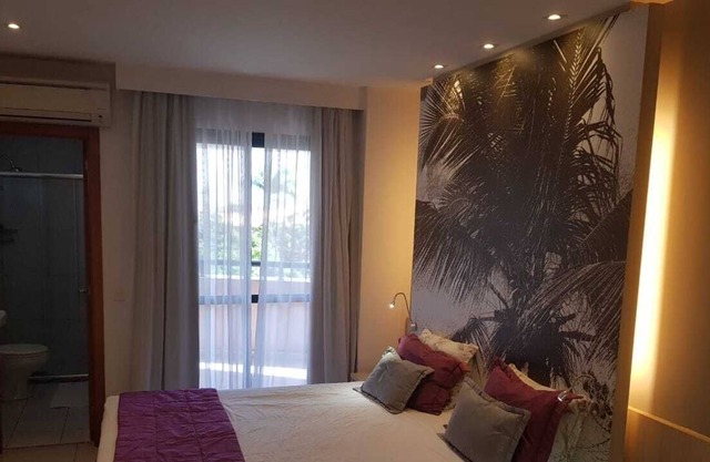 Flat Mercure Boulevard Side