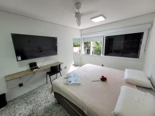 Flats completos e aconchegantes a menos de 1 quadra do Hospital de Clinicas de Porto Alegre