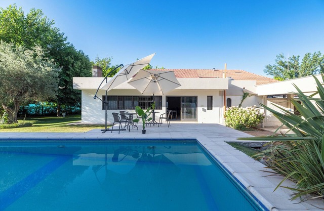 Fliphaus + Wine Country - Deluxe House 9 Bd 27 px