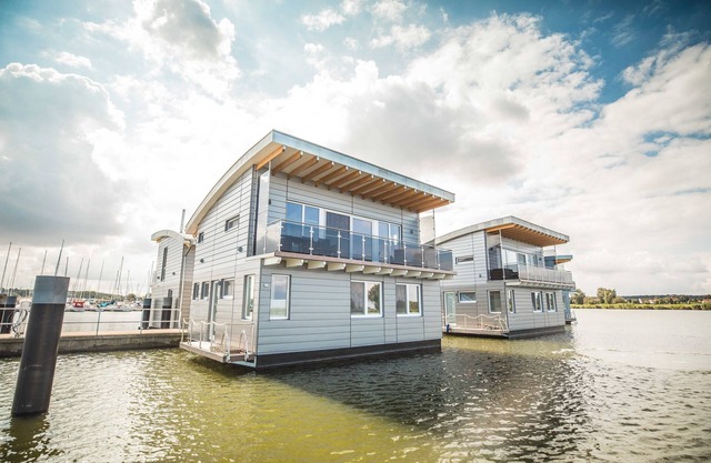 Floating-house Nr. 6 Idun mit Kamin - 02. Floating Houses mit Kamin