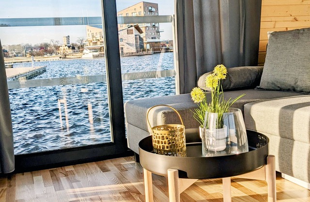 Floating house, view of the water in Västervik, houseboat