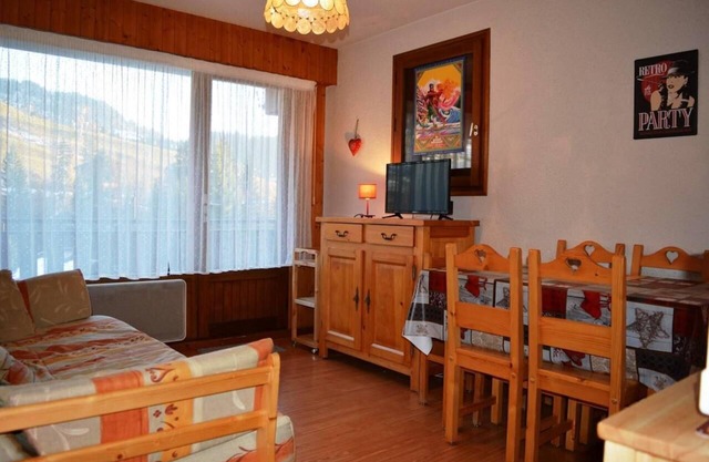 Floor -2, view ski slopes, balcony, parking, tv, 27m², Le Grand Bornand