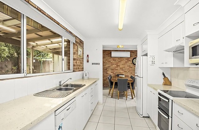 Floreat is a luxurious four bedroom Sawtell home, perfect for the family getaway near the beach.