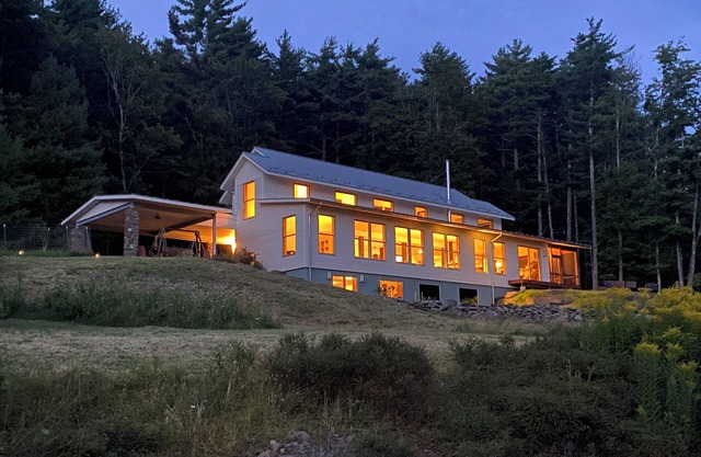 Florentine Mountain Light Retreat - Woodstock NY