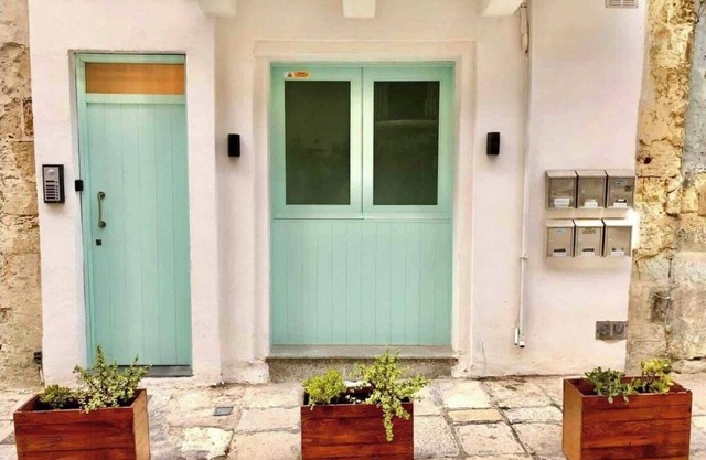 Floriana Hideaway