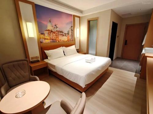 Flower International Hotel