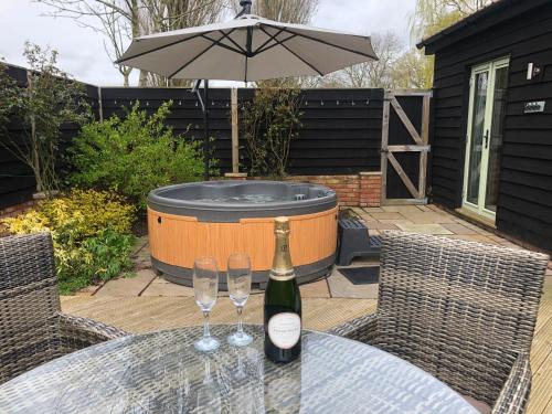 Folkards Farm Holiday Cottages with hot tubs