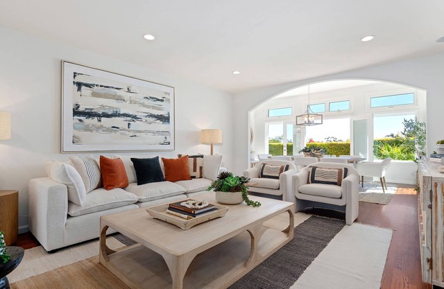 Foothill Oasis - Luxury Home in Santa Barbara with a Pool and Hot Tub