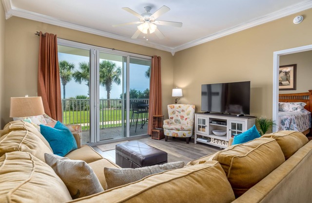 Footprints in the Sand - 1st Floor Walk-out unit at the Inn on Dauphin Island