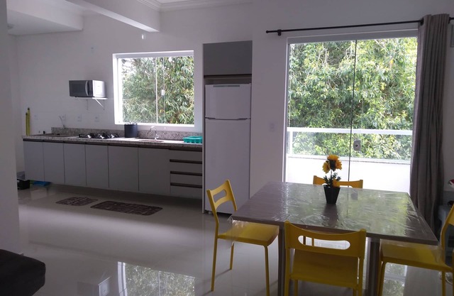 FOR RENT AP. SEASON IN FLORIPA