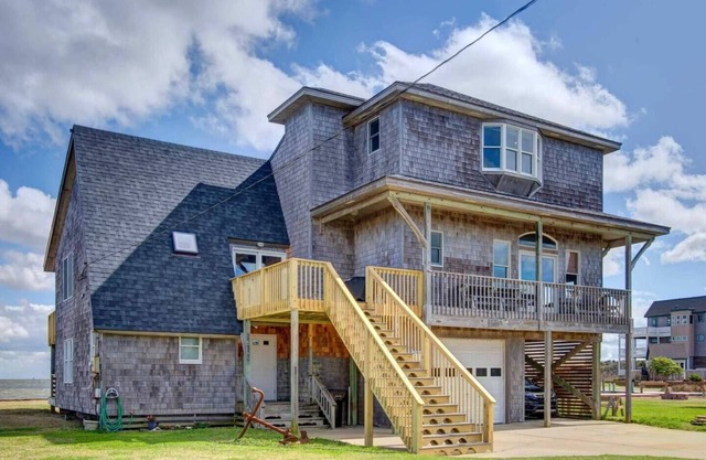 For Reels - Soundfront Home - Pet Friendly