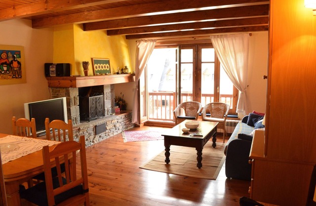 FORCANADA APARTMENT WITH WIFI