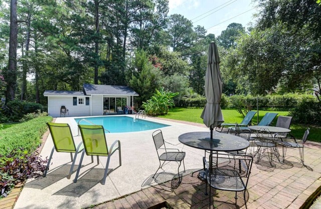 Forest Acres 5BR Home w/Private Pool & Pool House