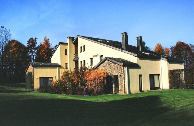Forest-View Hideaway home