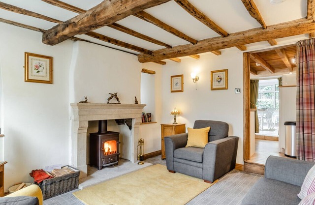 Forget-Me-Not - Two Bedroom House, Sleeps 4