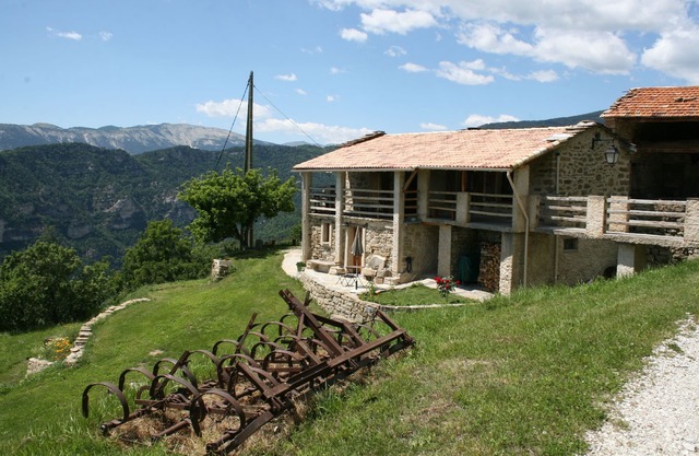 Former family home : 10 th rental