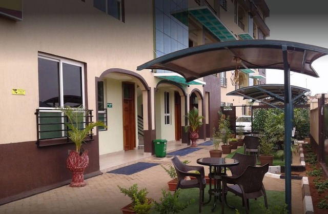 Fort Hotel