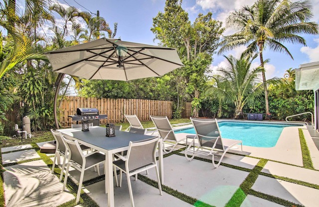Fort Lauderdale Home Near Shops, Cafes, Beach