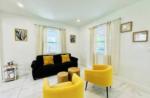 Fort Lauderdale Getaway, Near Beach & Airport