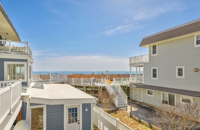 ⭐️Fountain Head Beach Bungalows steps to Beach Pool⭐️