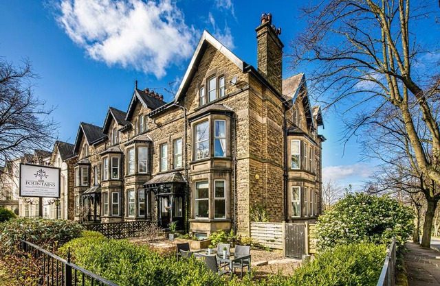 Fountains Guest House - Harrogate Stays
