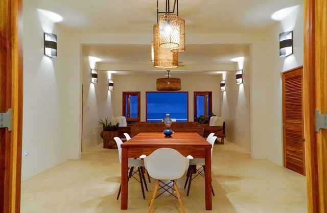 Four Bedroom Ecoluxe Haven in Treasure Beach with Pool