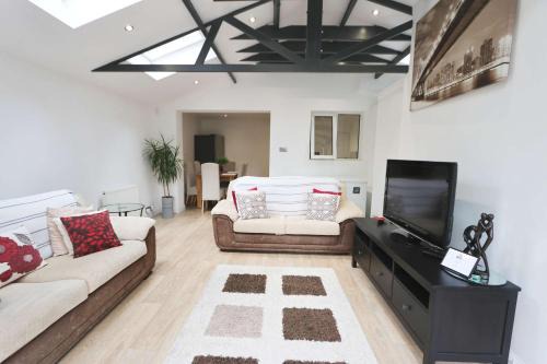 Four bedroom House on Passage road