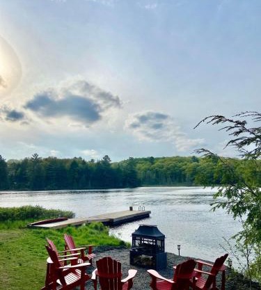 Four Season Waterfront Muskoka Retreat