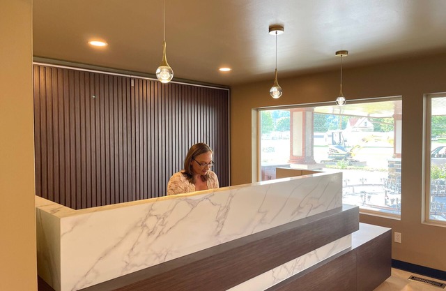Four Seasons Inn