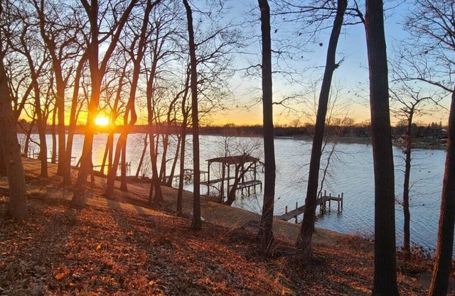 Fox River Retreat.Sunsets on Palisades