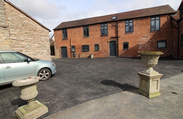 Fox Studio - great family flat for Ironbridge and Shropshire