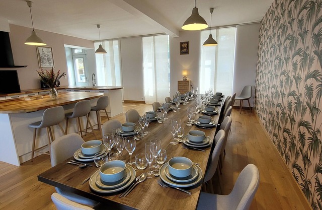 Family gite, SPA, games room with table soccer, pool table