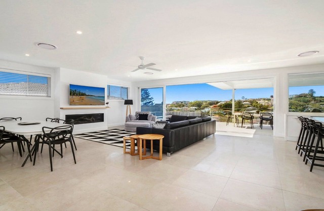 FRANGIPANI | WIFI , Spacious Home | Accom Holidays