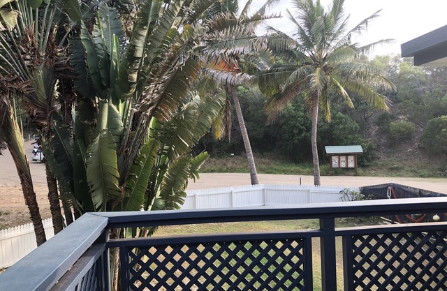Fraser Island Classic Beach House - 1 minute to the beach